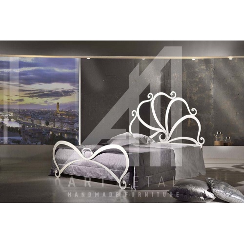 metallika-krevatia-3011-105