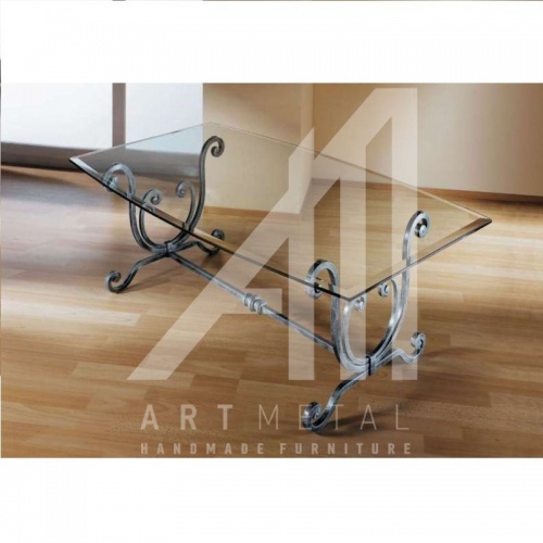 Μεταλλικό τραπεζάκι 3021-008