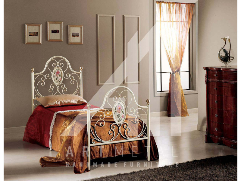 Ημίδιπλο μεταλλικό κρεβάτι Art 3011-043