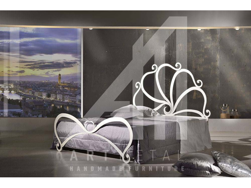 metallika-krevatia-3011-105