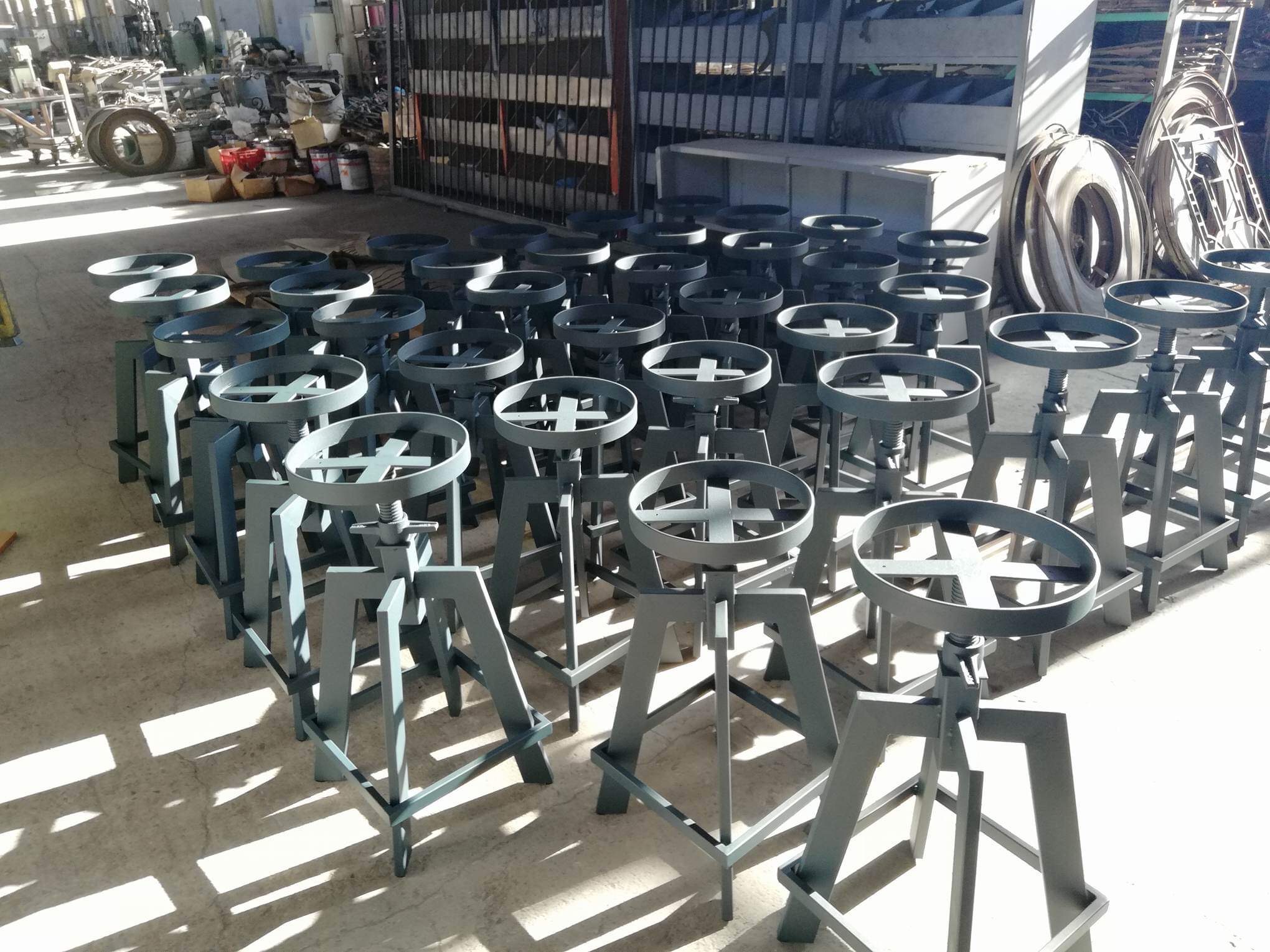 metallika skampo bar industrial